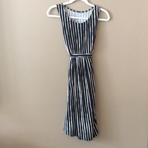 ⭐️Liz Lange dress striped black white gray xs